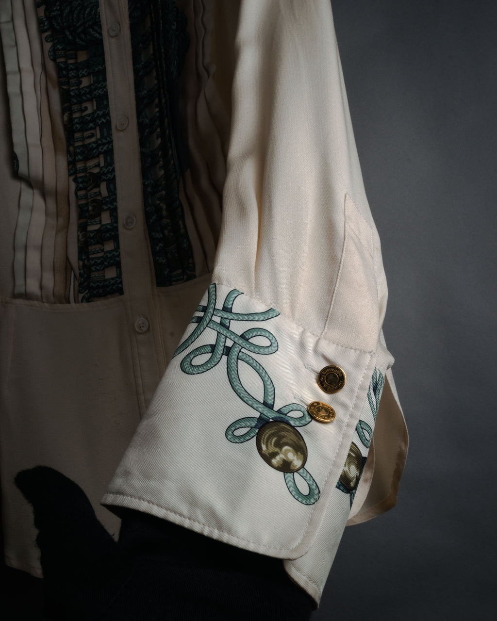 -SPECIAL- “HERMÈS” 80’s scarf panel silk shirt
