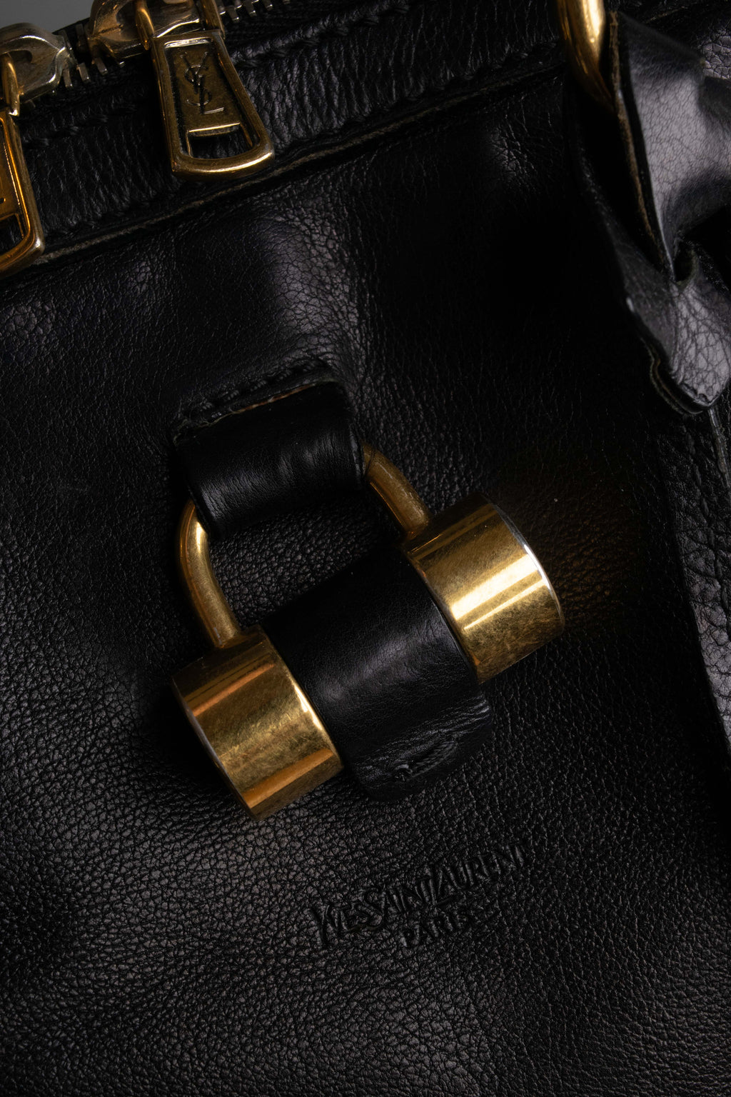 “Yves Saint Laurent” 2005-2010 Muse leather handbag