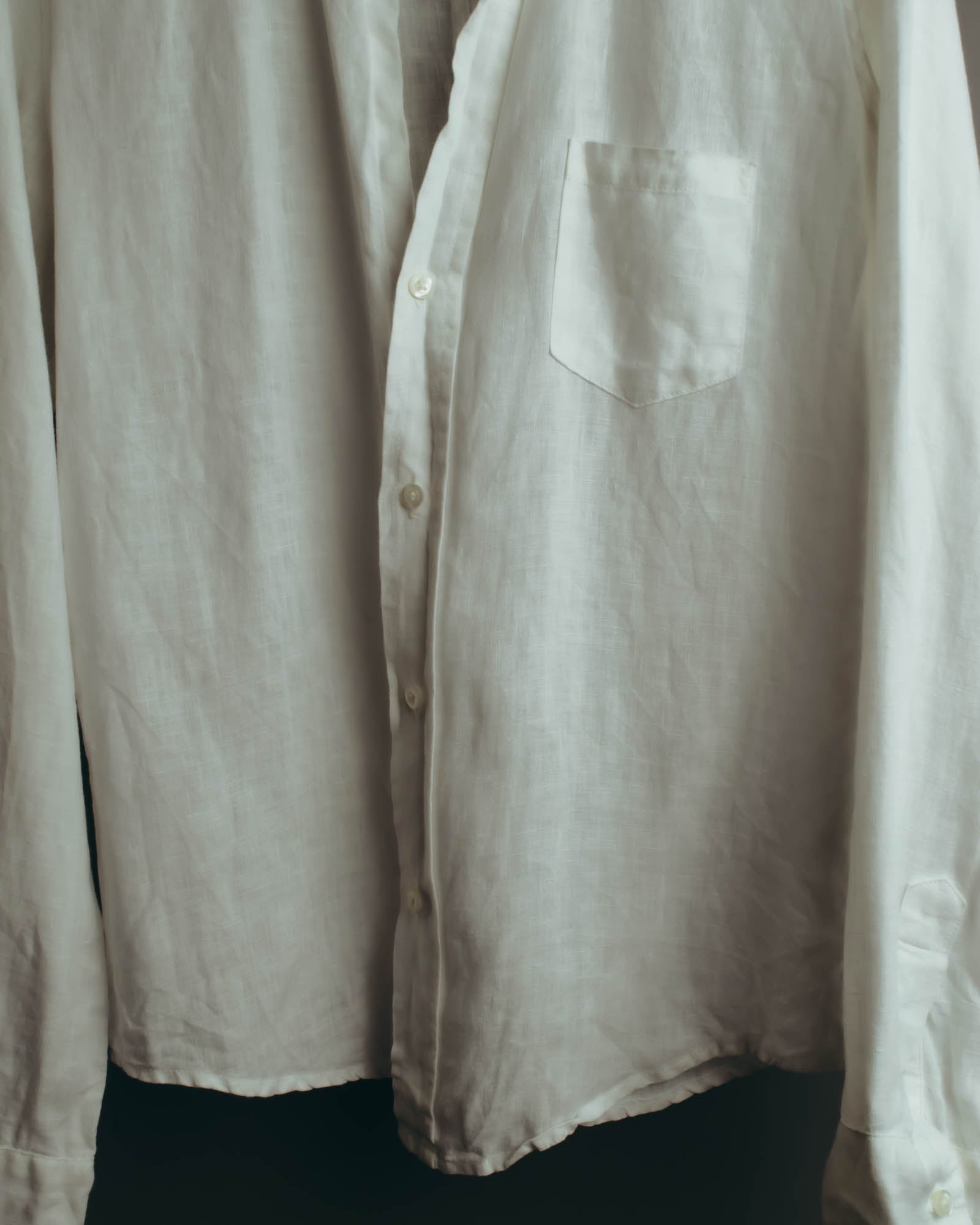 "Frank & Eileen" Airy linen like long sleeve shirt