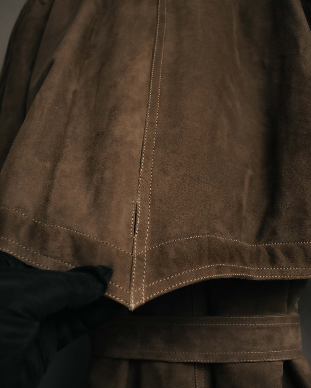 -SPECIAL- “GUCCI” 80’s Belted suede long coat with fur cuffs
