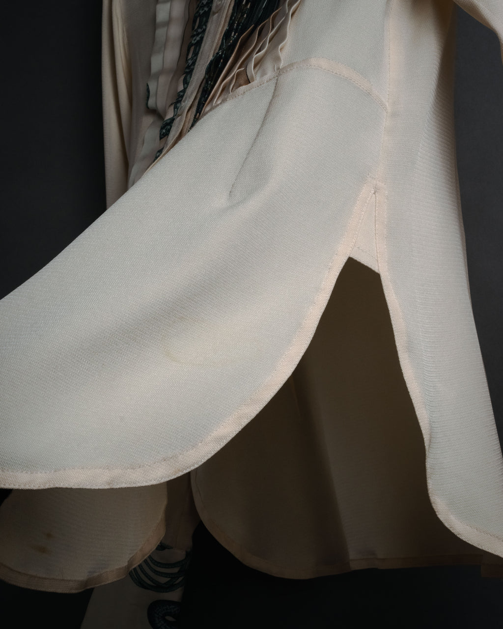 -SPECIAL- “HERMÈS” 80’s scarf panel silk shirt