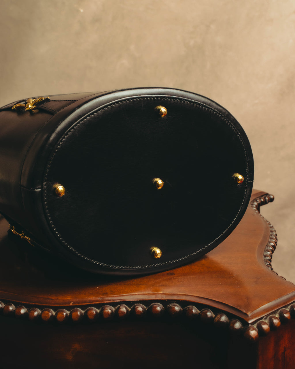 "GUCCI" 70's-80's Black leather bucket shoulder bag