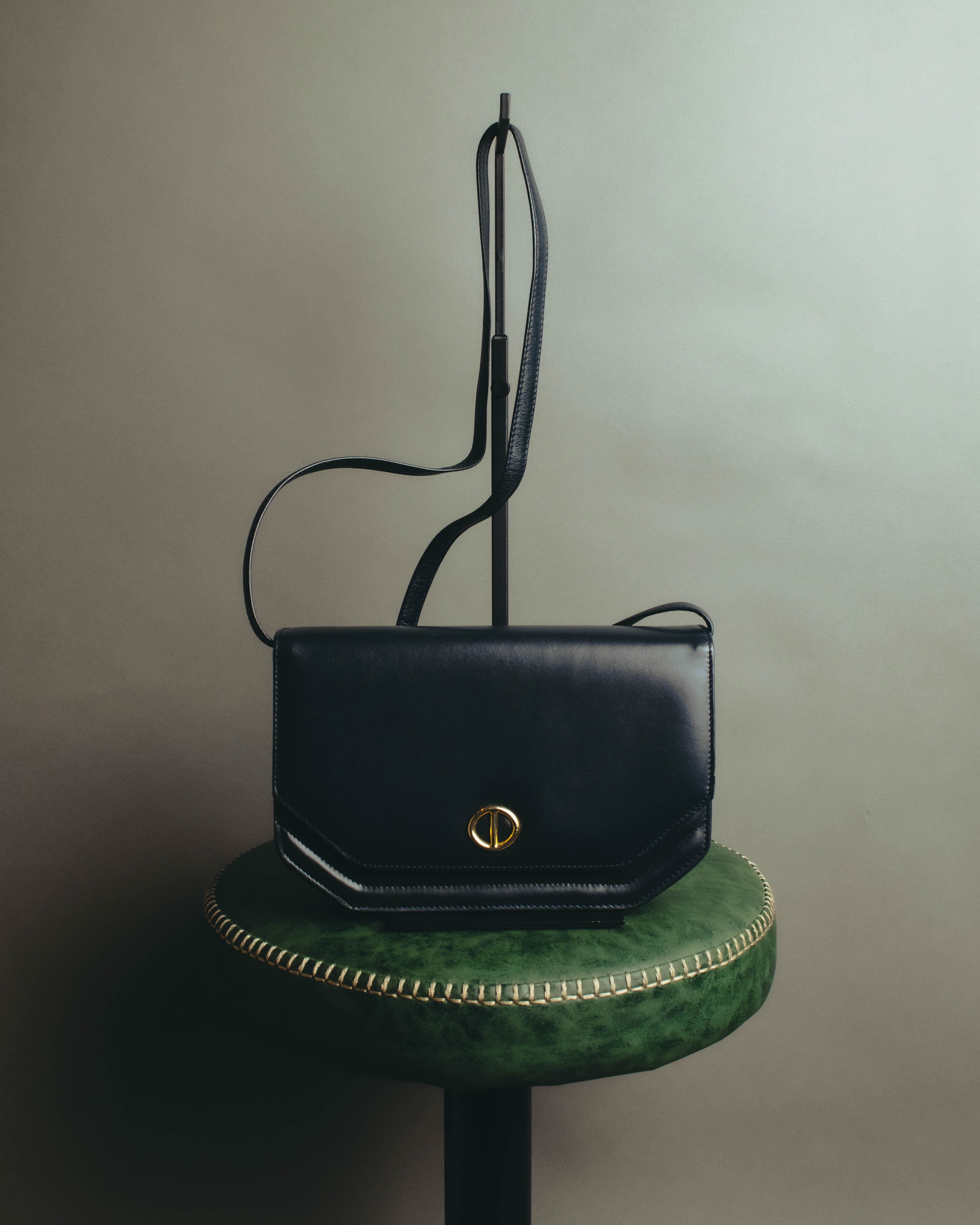"Christian Dior" 80's-90's Glossy leather flap shoulder bag