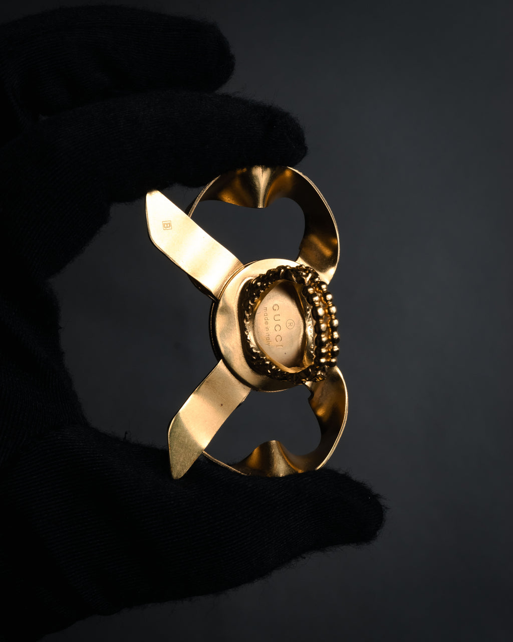 –SPECIAL– “GUCCI” 2010’s Ribbon crest statement ring