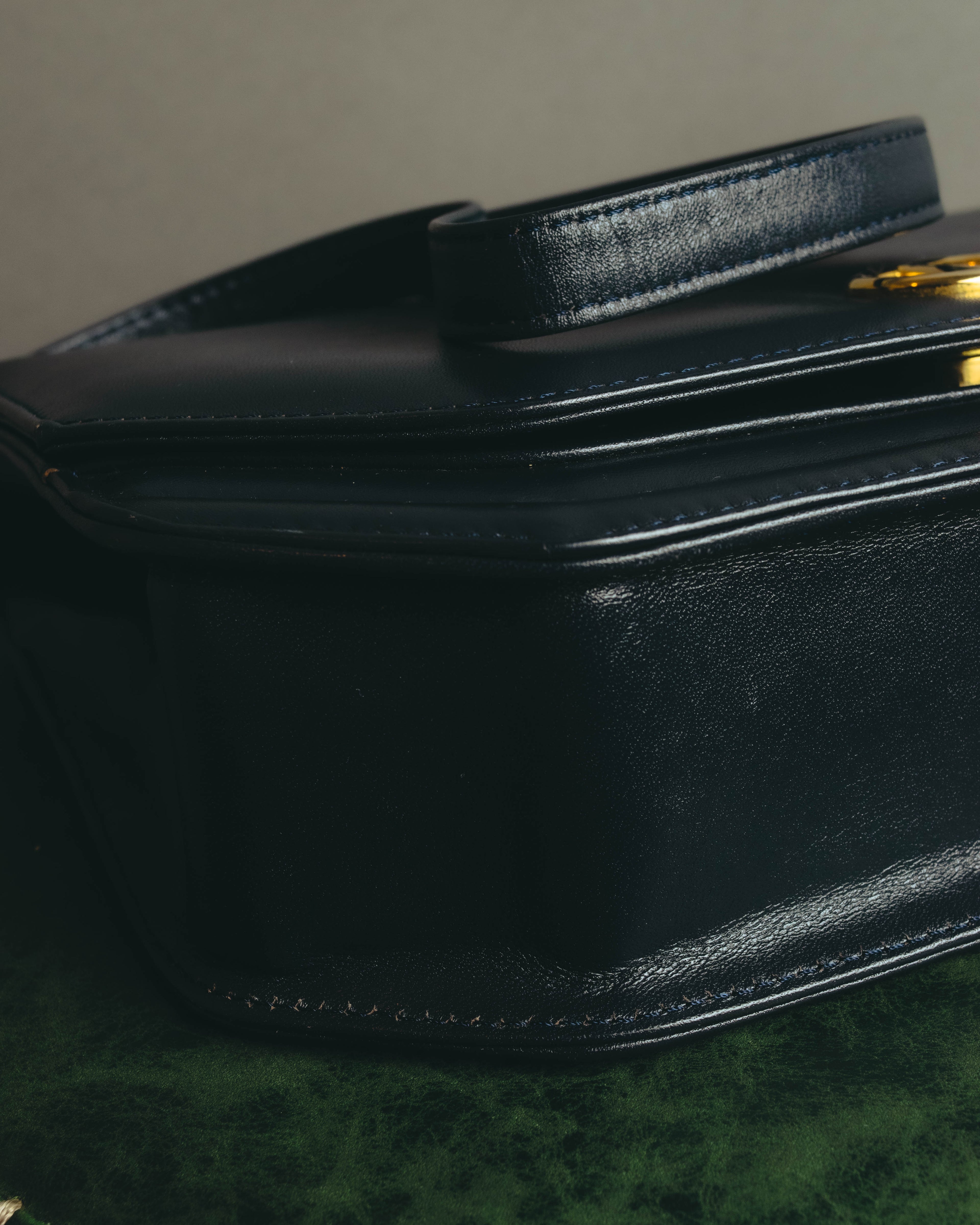 "Christian Dior" 80's-90's Glossy leather flap shoulder bag