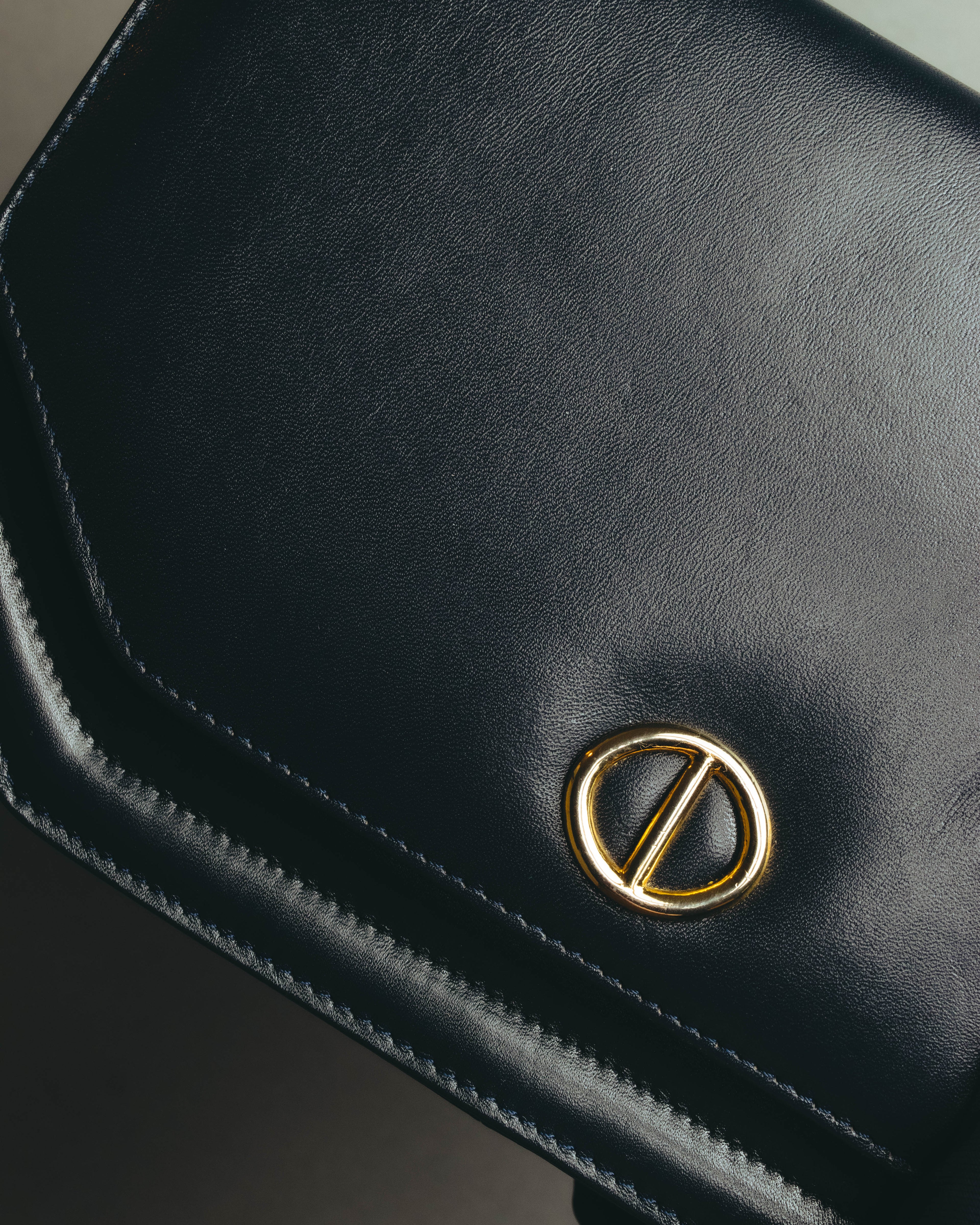 "Christian Dior" 80's-90's Glossy leather flap shoulder bag