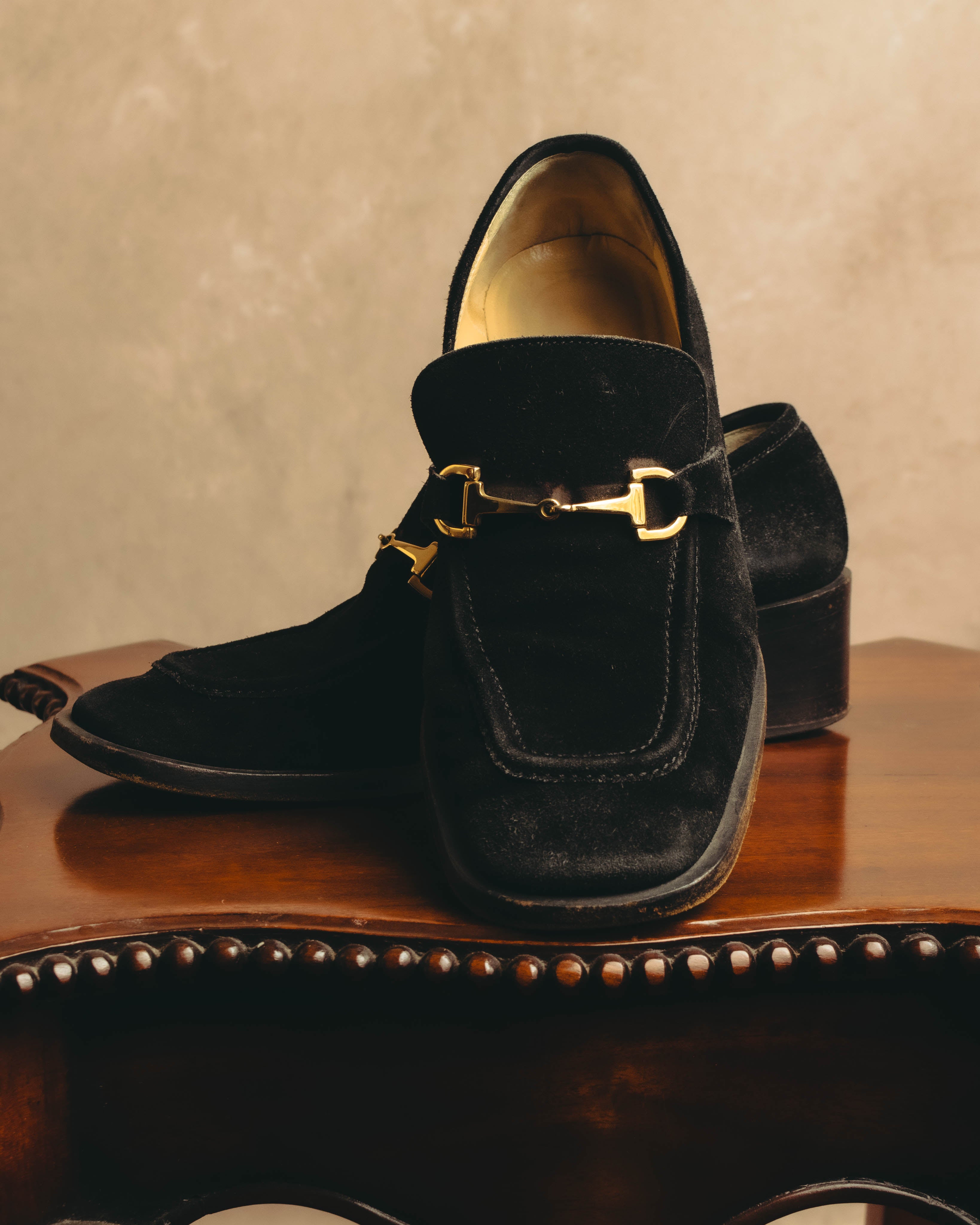 "GUCCI" 90's-00's Black suede horsebit heeled loafer