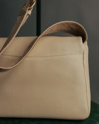 “Salvatore Ferragamo” 90’s-00’s Gancini leather shoulder bag