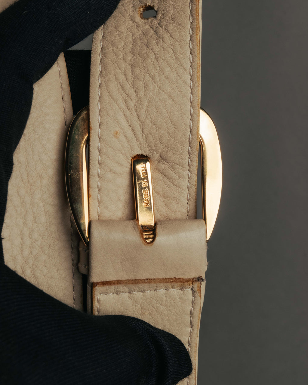 “Salvatore Ferragamo” 90’s-00’s Gancini leather shoulder bag