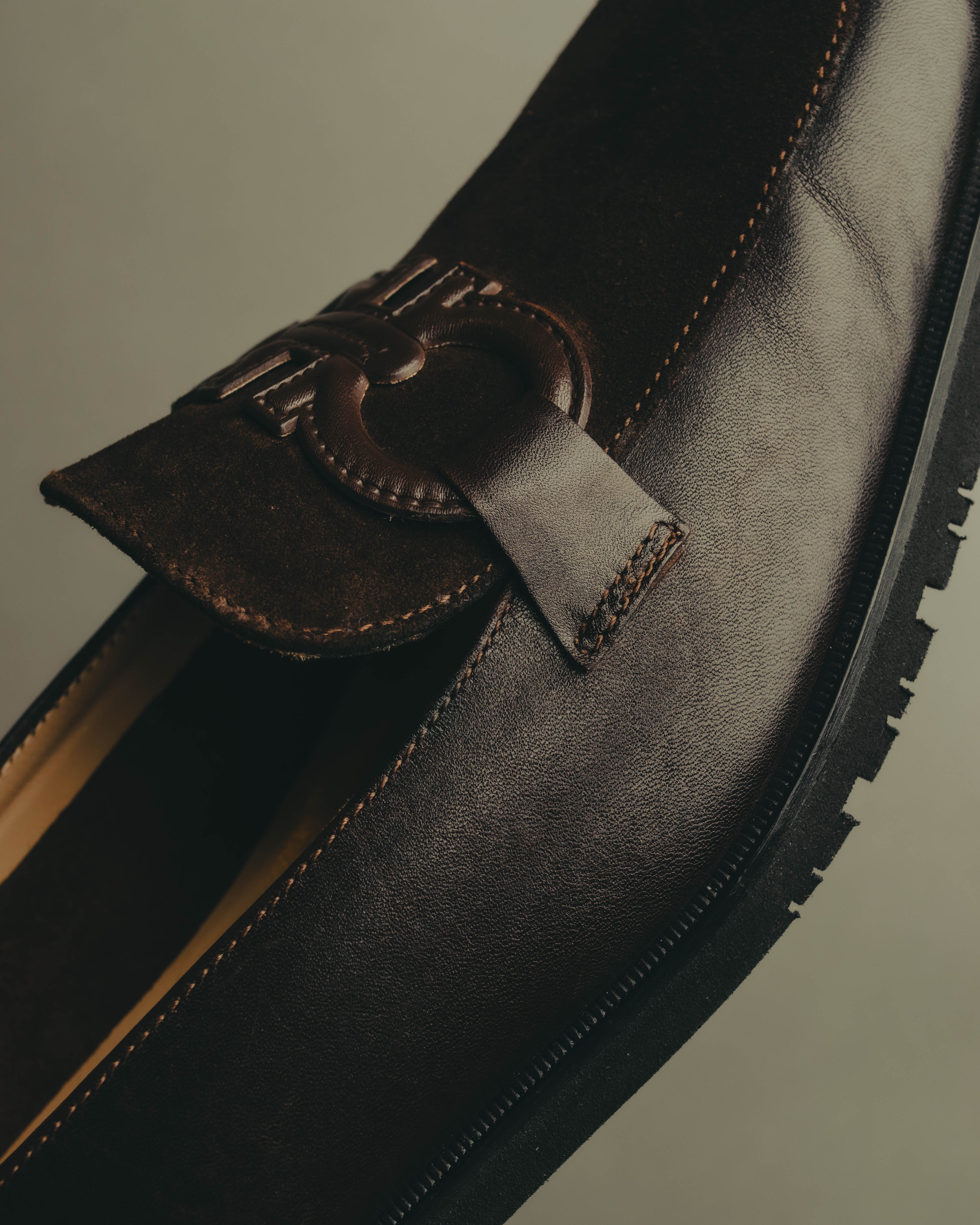 "Salvatore Ferragamo" 90's Chunky suede bit loafers