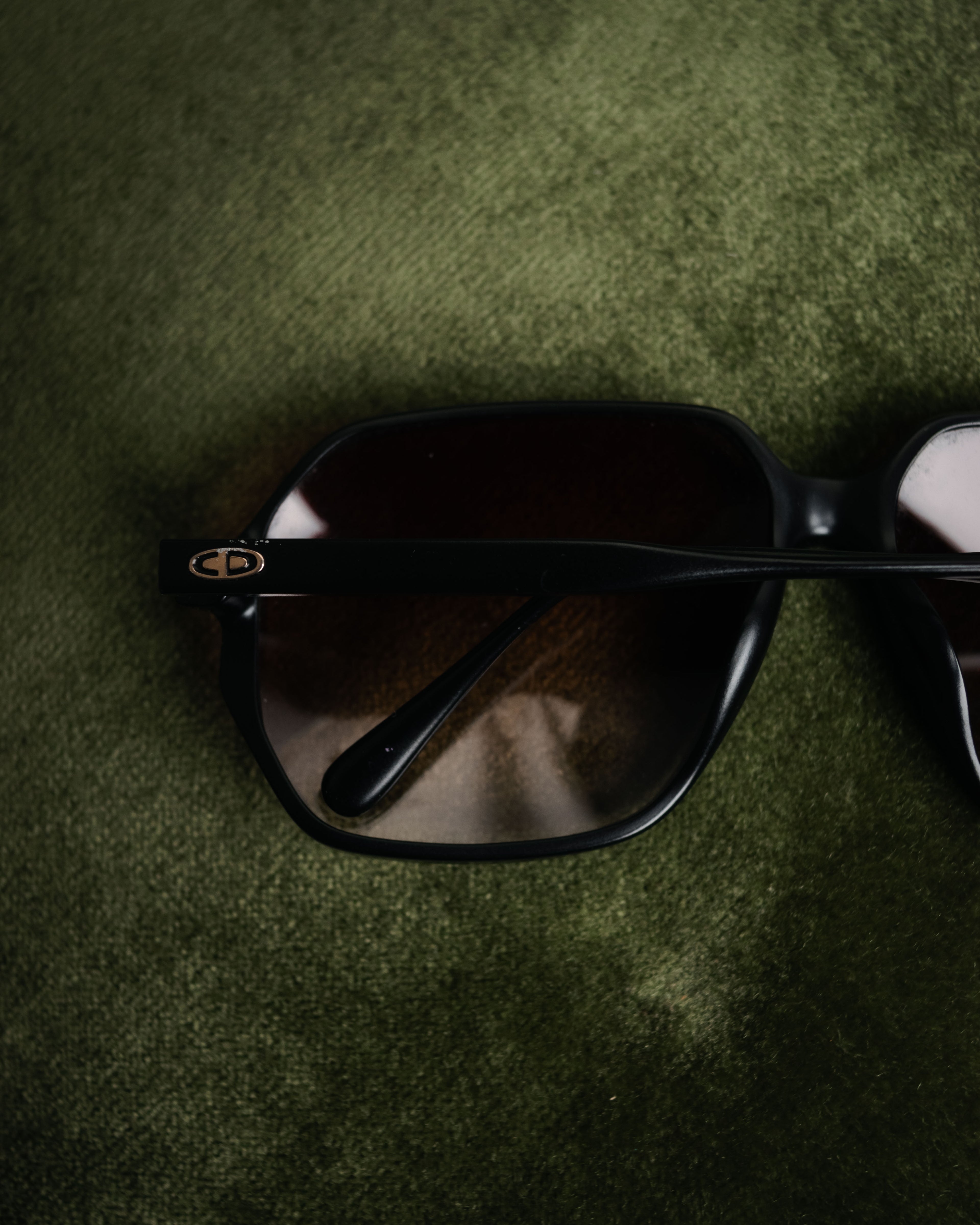 “Christian Dior” 80’s Oversized gradient sunglasses