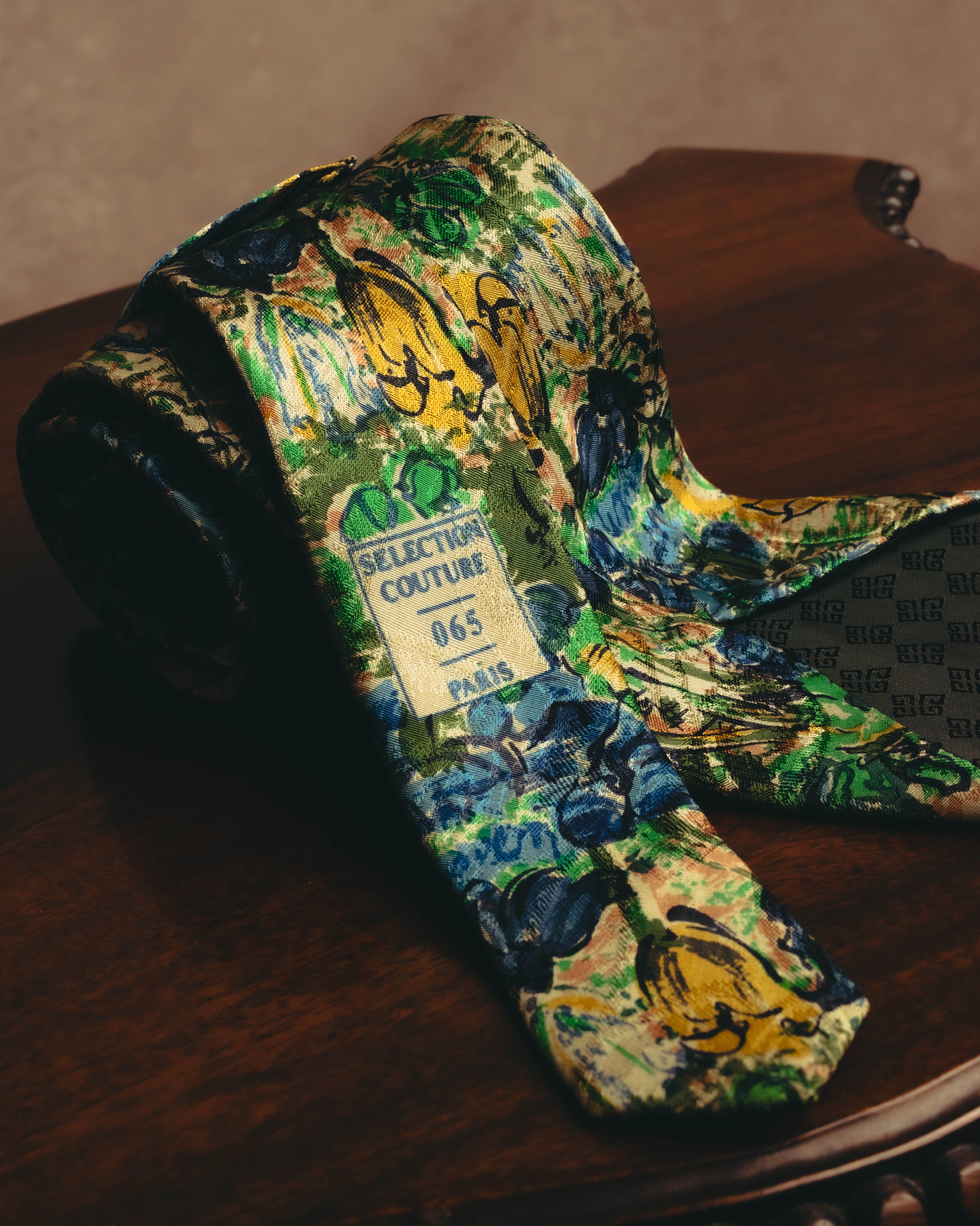 "GIVENCHY" 80's-90's Floral silk jacquard necktie