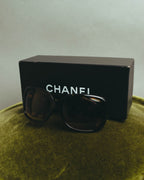"CHANEL" 00's-10's Iconic bow sunglasses