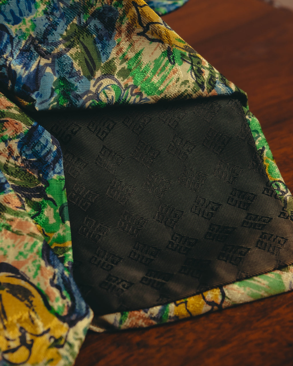 "GIVENCHY" 80's-90's Floral silk jacquard necktie