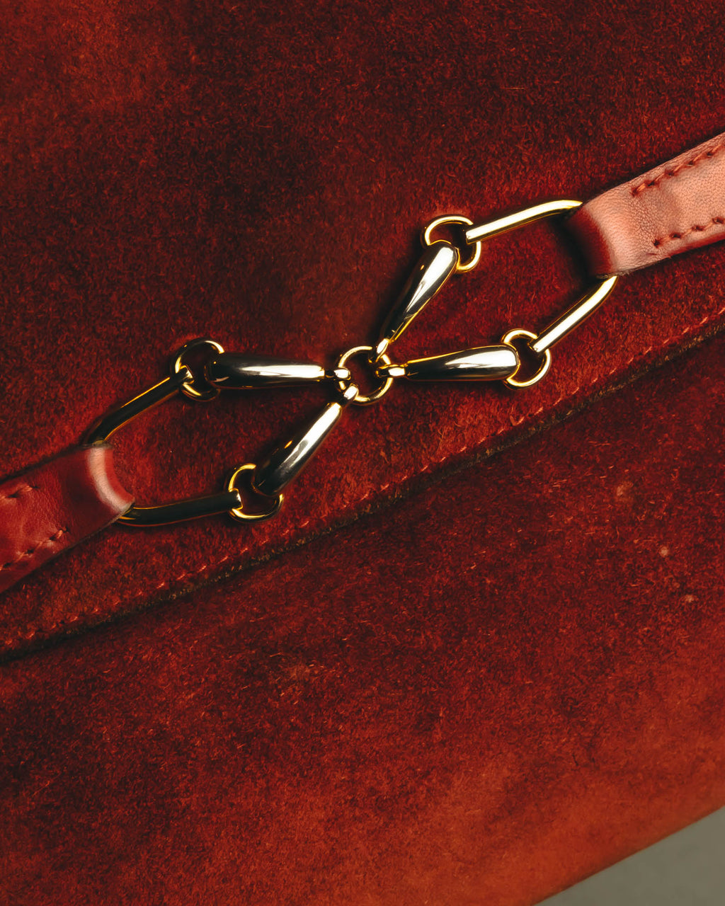 "GUCCI" 60's-70's Classic red suede leather shoulder bag