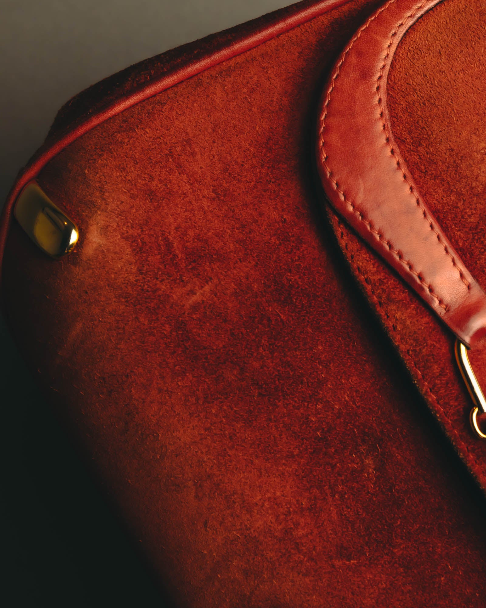 "GUCCI" 60's-70's Classic red suede leather shoulder bag