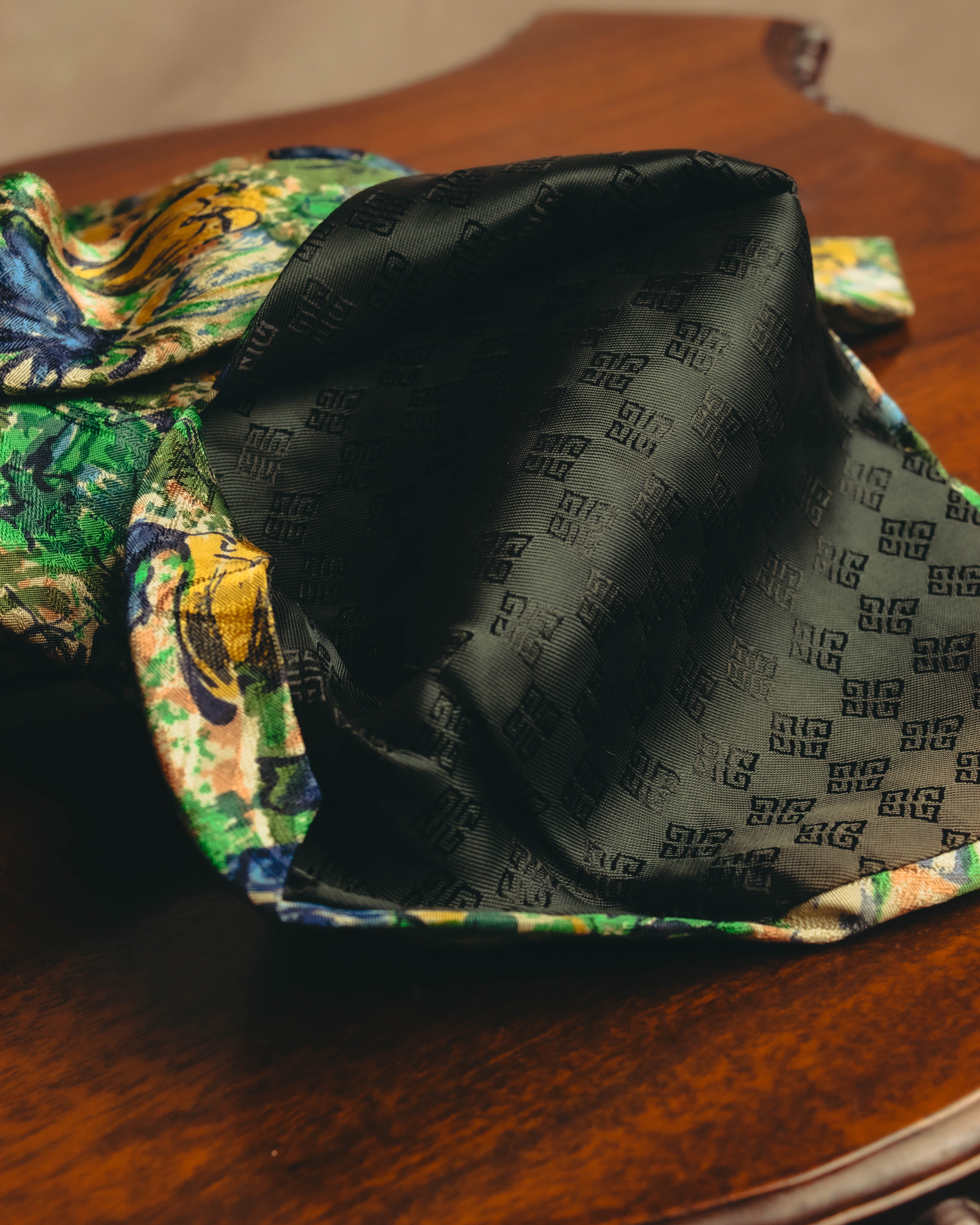 "GIVENCHY" 80's-90's Floral silk jacquard necktie