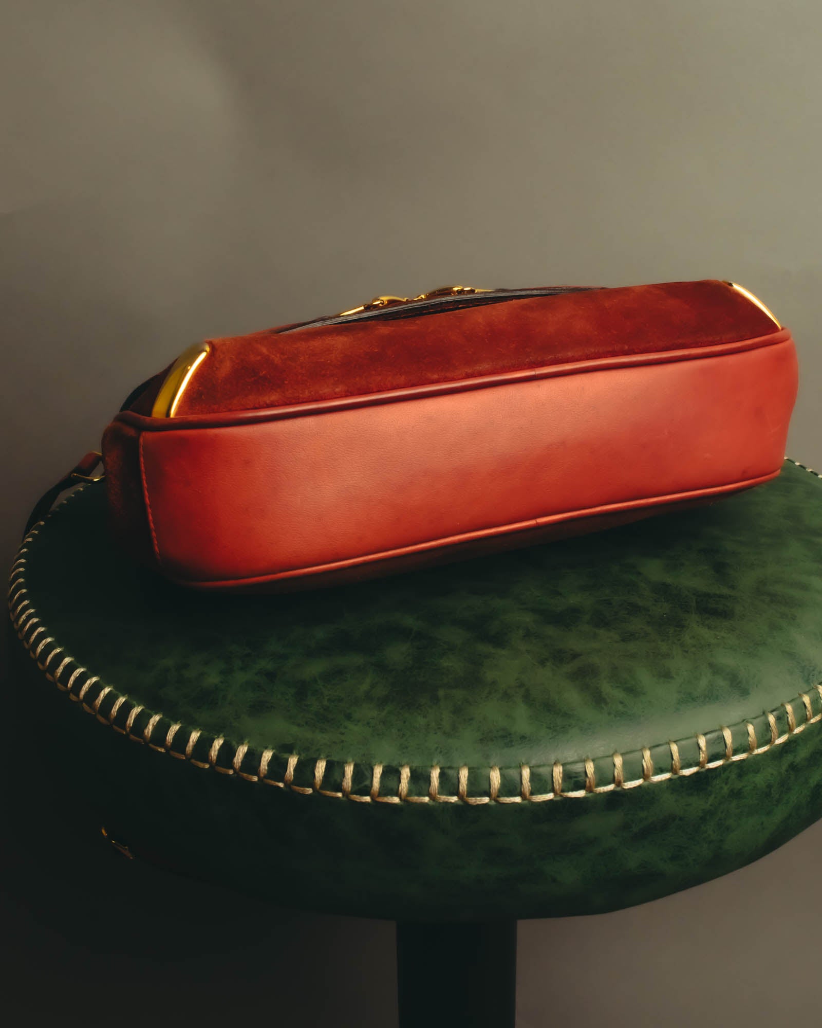 "GUCCI" 60's-70's Classic red suede leather shoulder bag