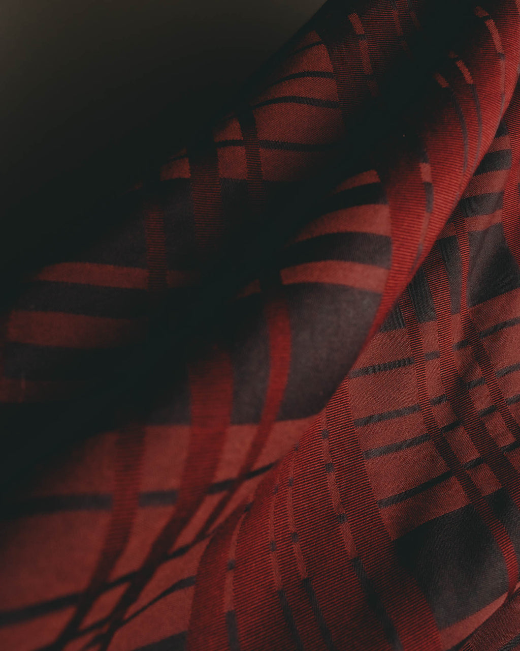 "Aquascutum" 10's Burgundy wool silk plaid skirt