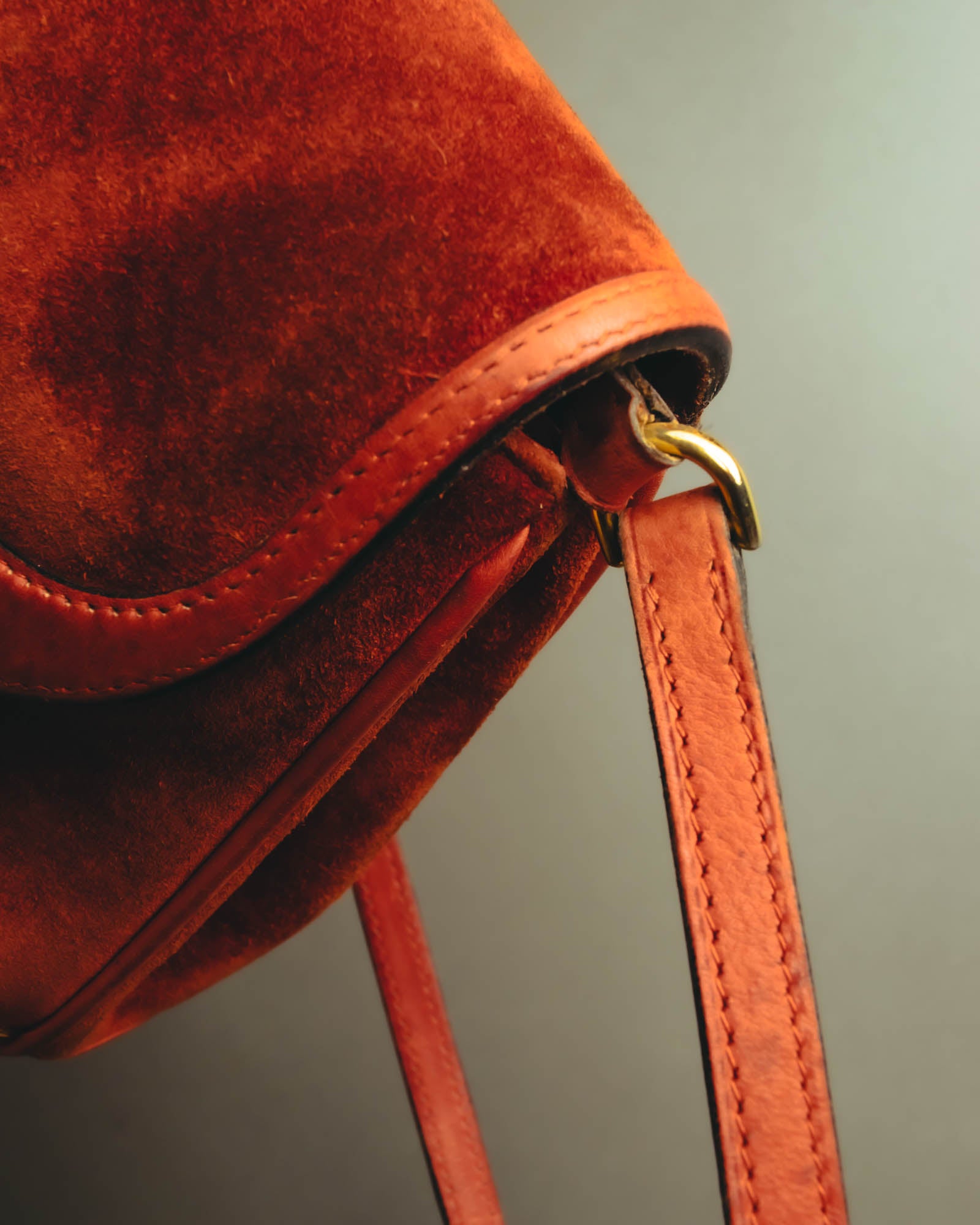 "GUCCI" 60's-70's Classic red suede leather shoulder bag