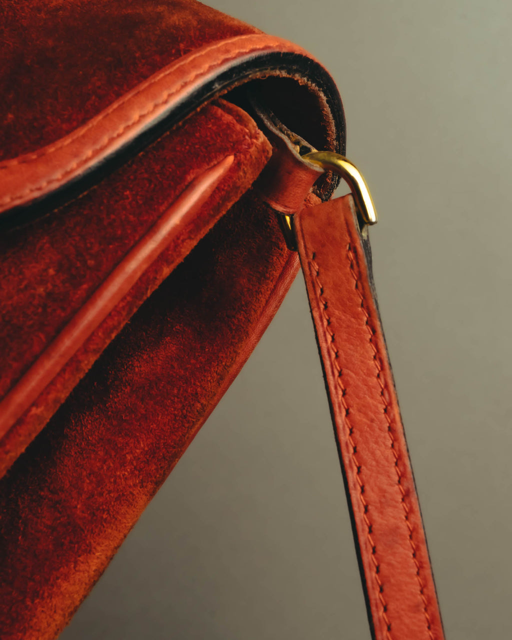 "GUCCI" 60's-70's Classic red suede leather shoulder bag