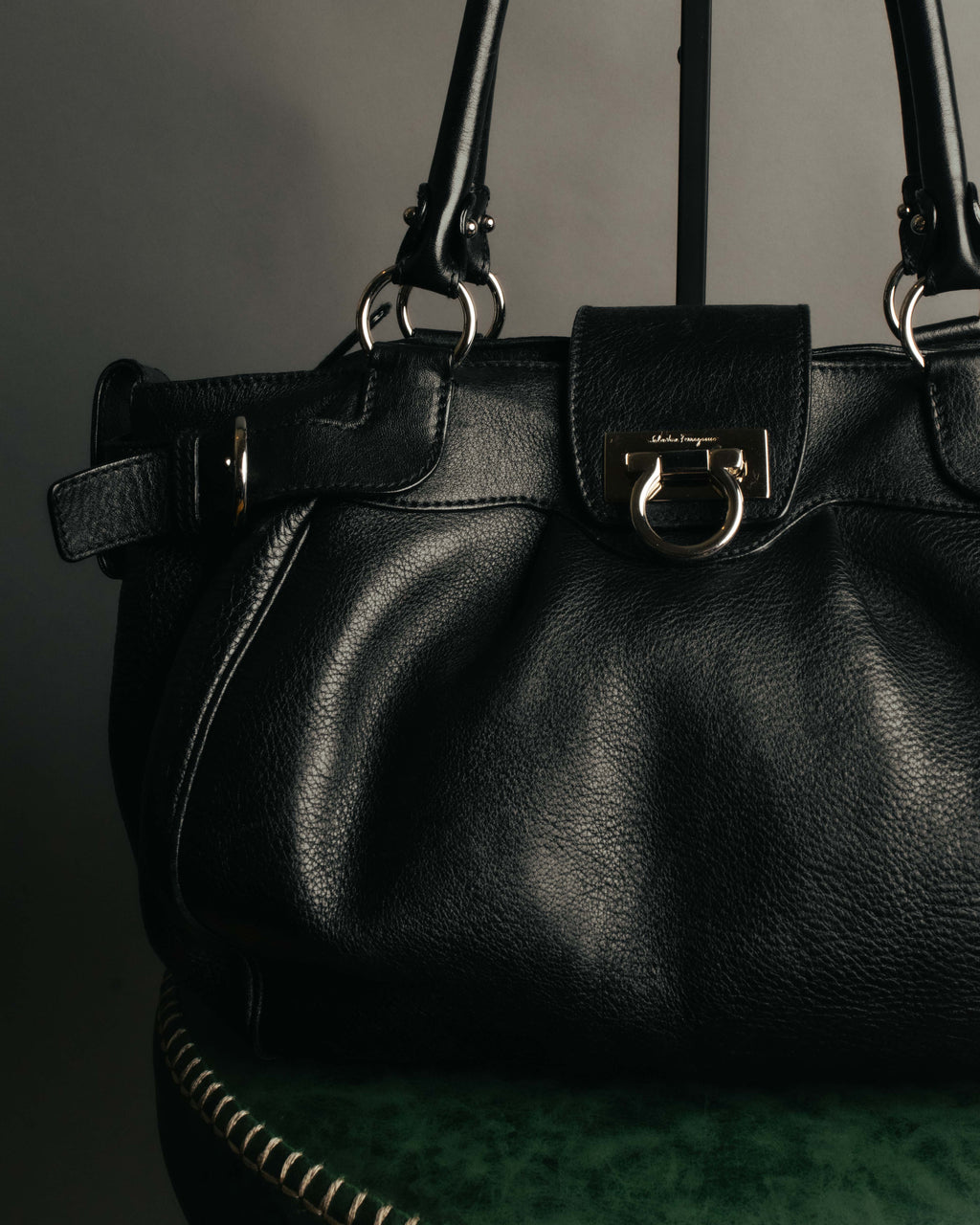 “Salvatore Ferragamo” 2000’s Gancini leather shoulder bag