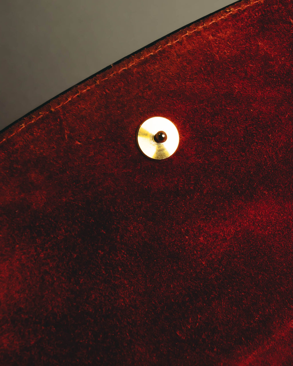 "GUCCI" 60's-70's Classic red suede leather shoulder bag