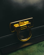 "Salvatore Ferragamo" 90's-00's Classic gancini leather shoulder bag