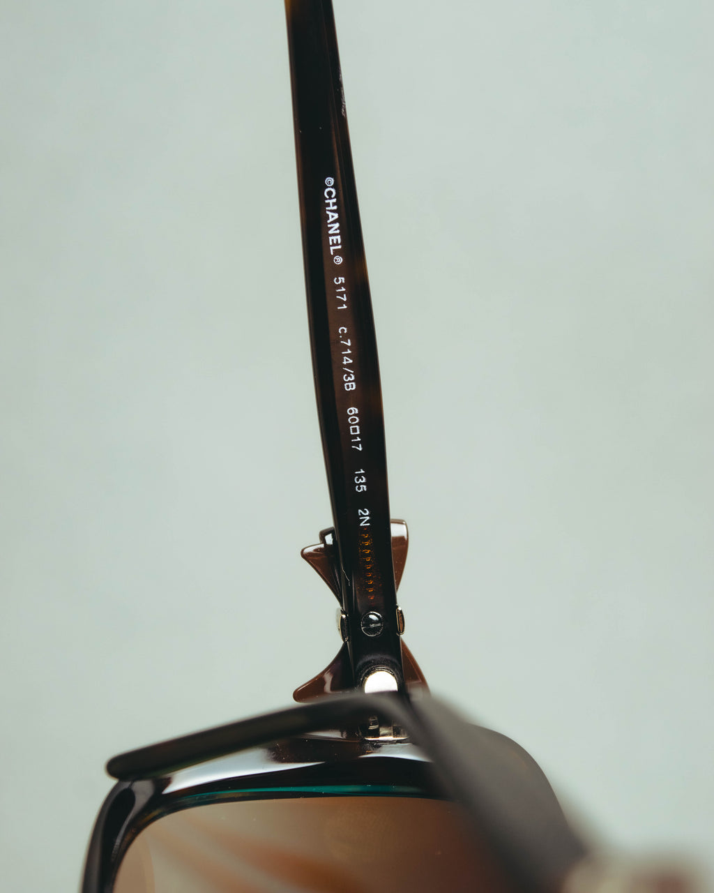 "CHANEL" 00's-10's Iconic bow sunglasses