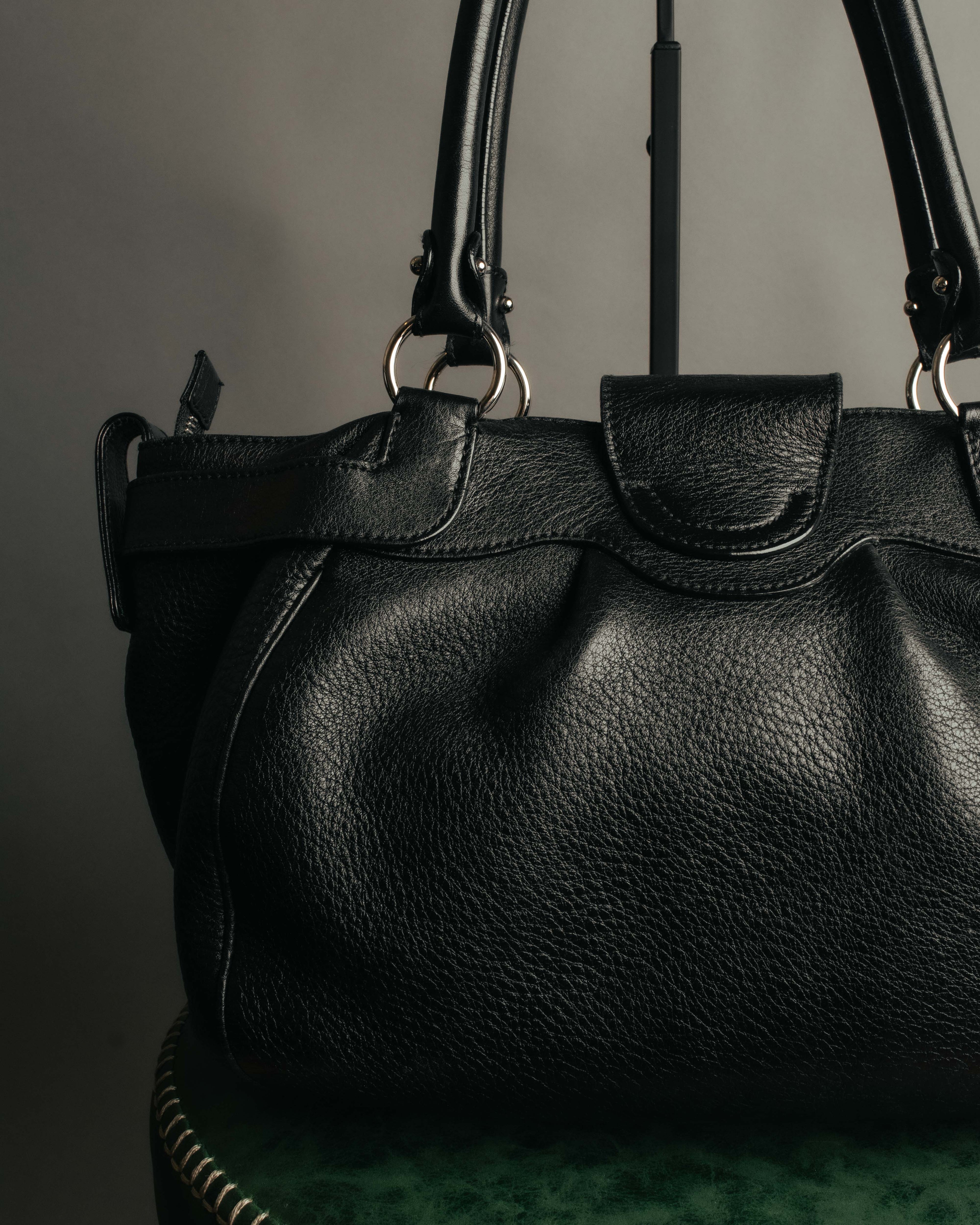 “Salvatore Ferragamo” 2000’s Gancini leather shoulder bag