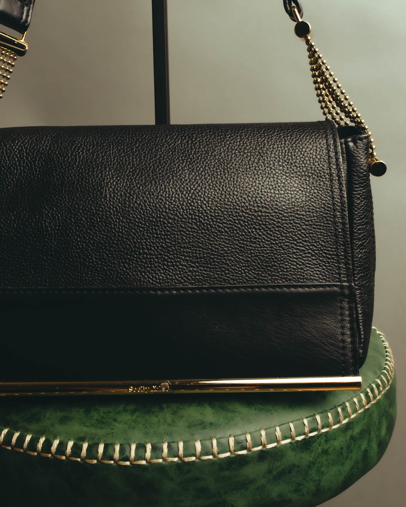 シーバイクロエ　リジーショルダーバッグ　2way　レザー　ゴールド金具　黒 See by Chloé (シーバイクロエ) - Lizzie リジー ショルダーバッグ