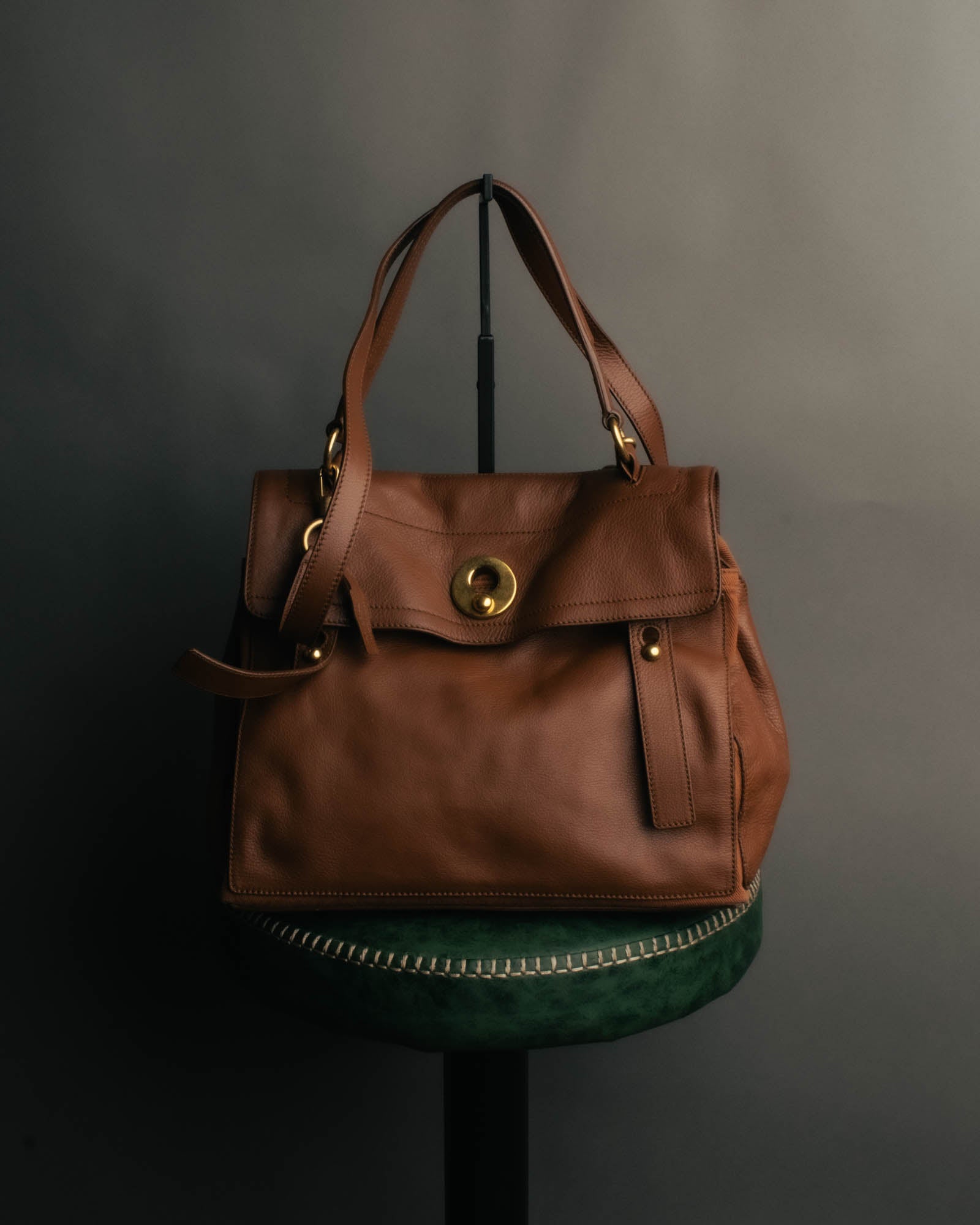 "Yves Saint Laurent" 00's-10's Structured leather shoulder bag