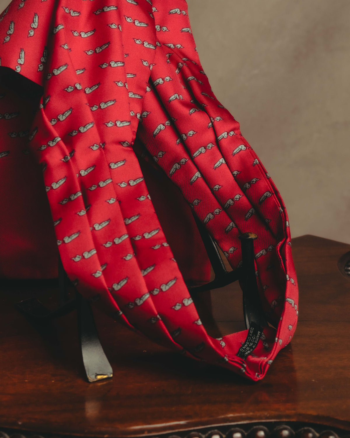 "Hermès" 80's-90's Patterned silk scarf tie