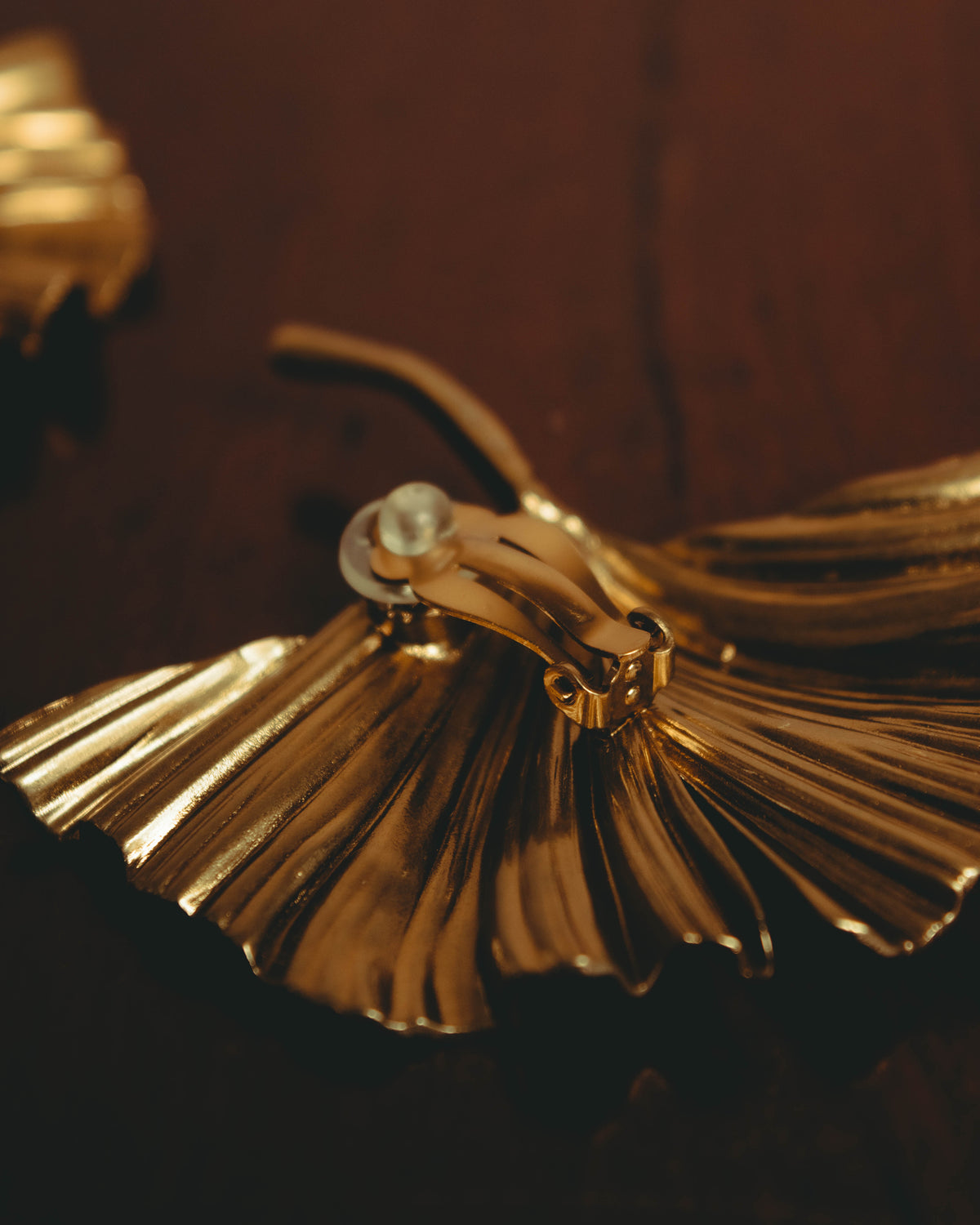 –SPECIAL– "SAINT LAURENT" 20's Sculptural triple palm leaf clip-on earrings