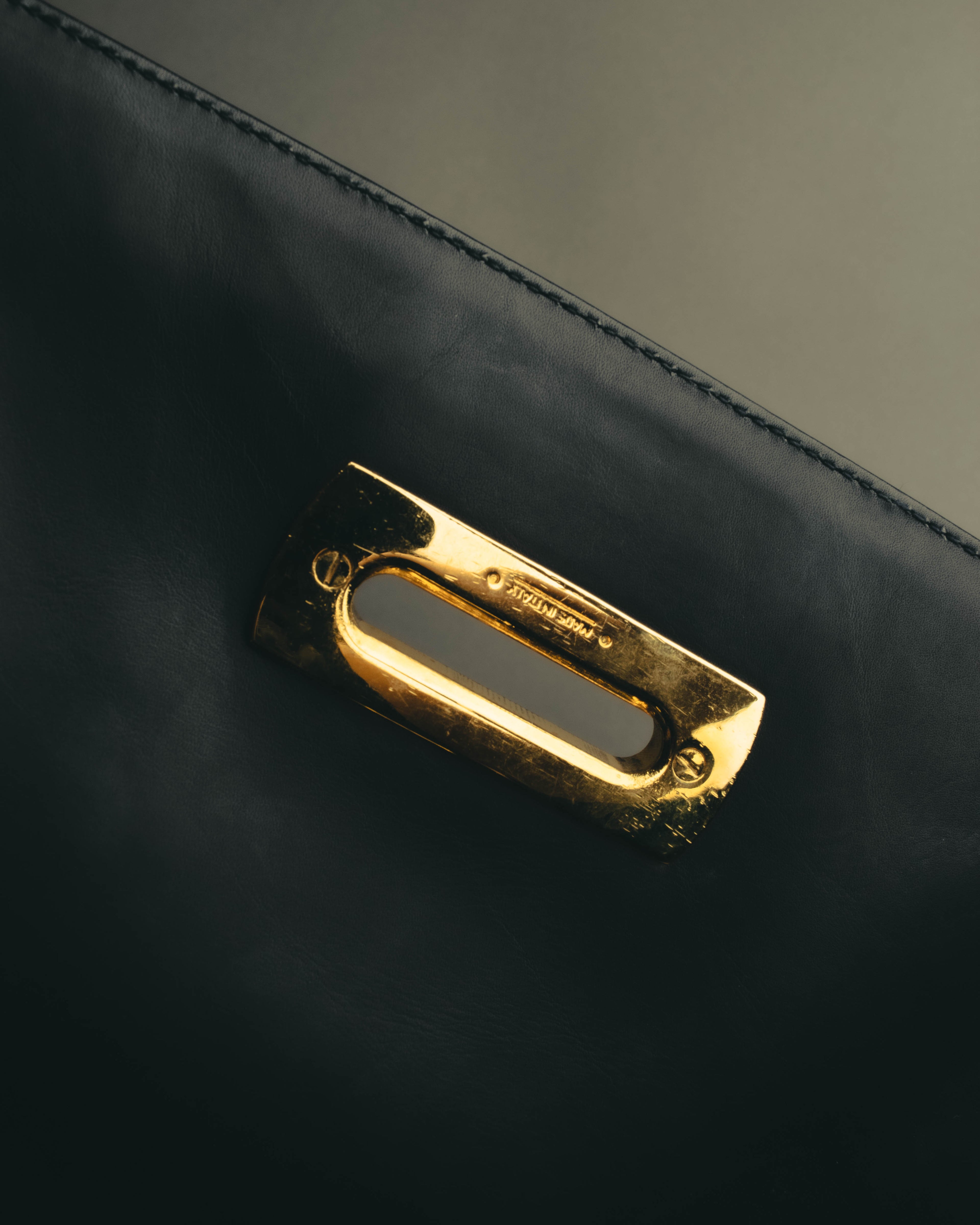 "Salvatore Ferragamo" 90's-00's Classic gancini leather shoulder bag