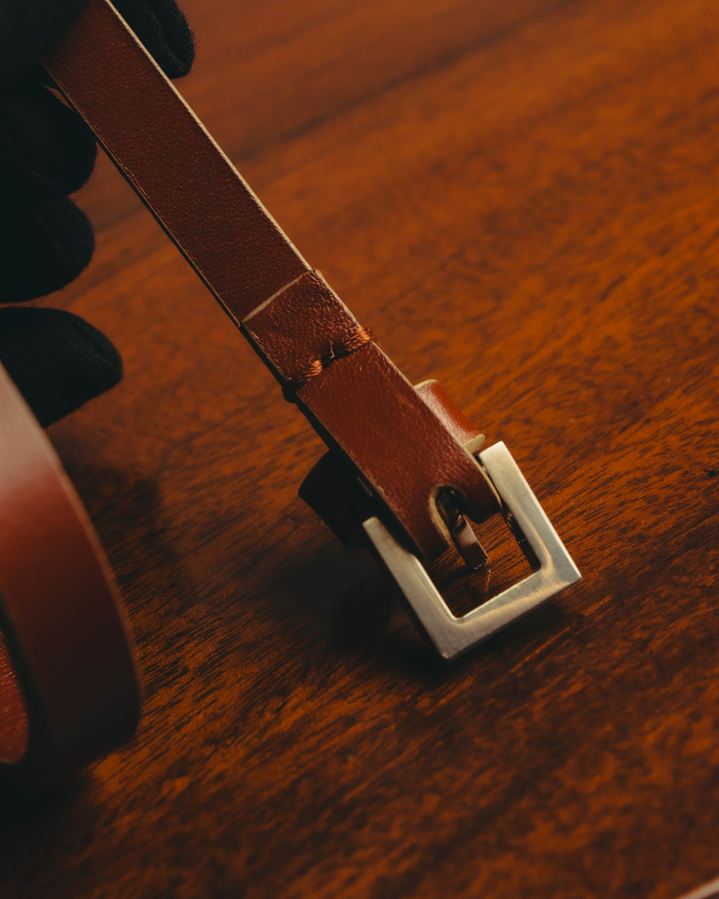 "FENDI" Classic brown leather belt