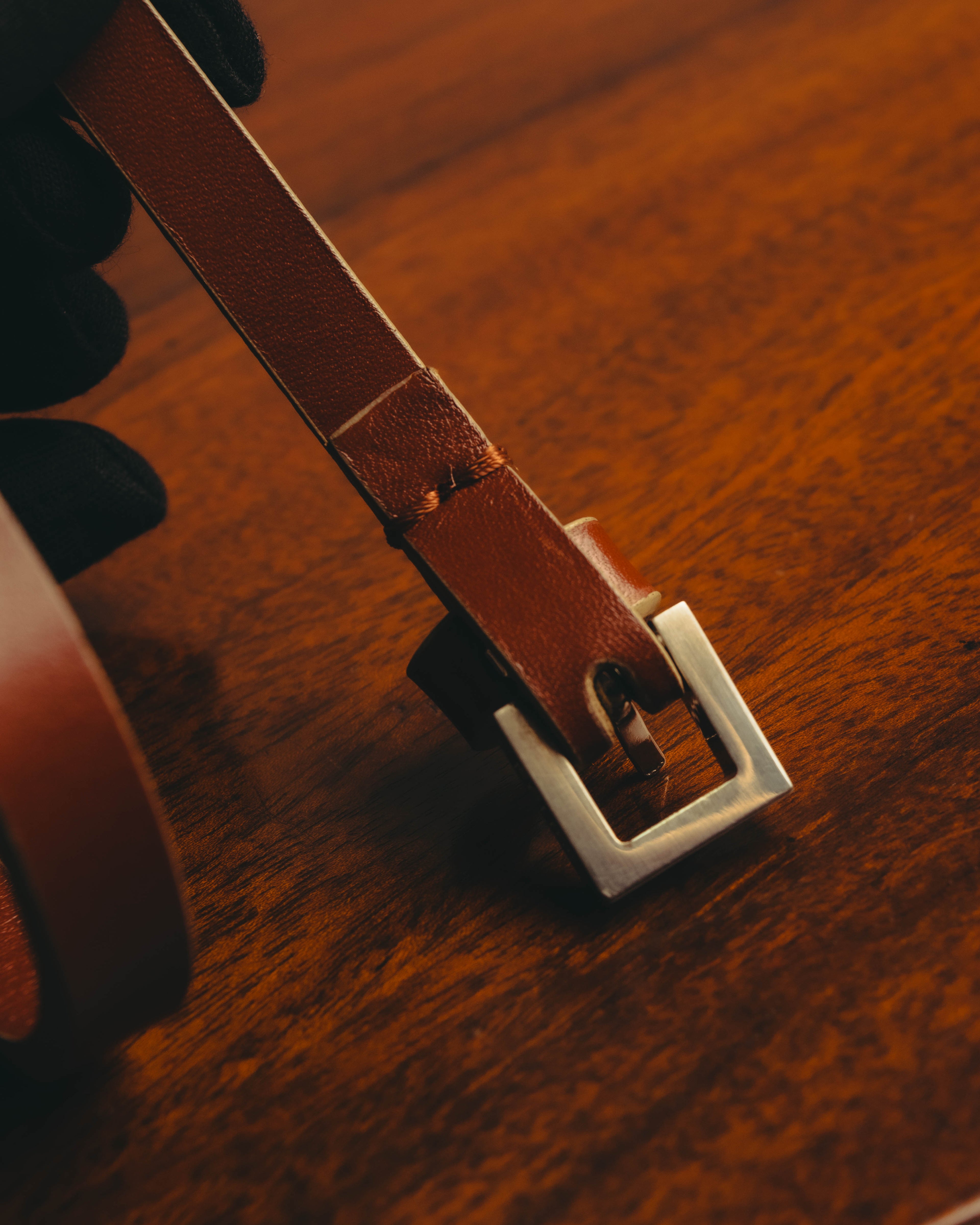"FENDI" Classic brown leather belt