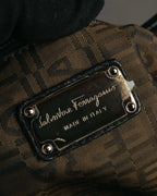 “Salvatore Ferragamo” 2000’s Gancini leather shoulder bag