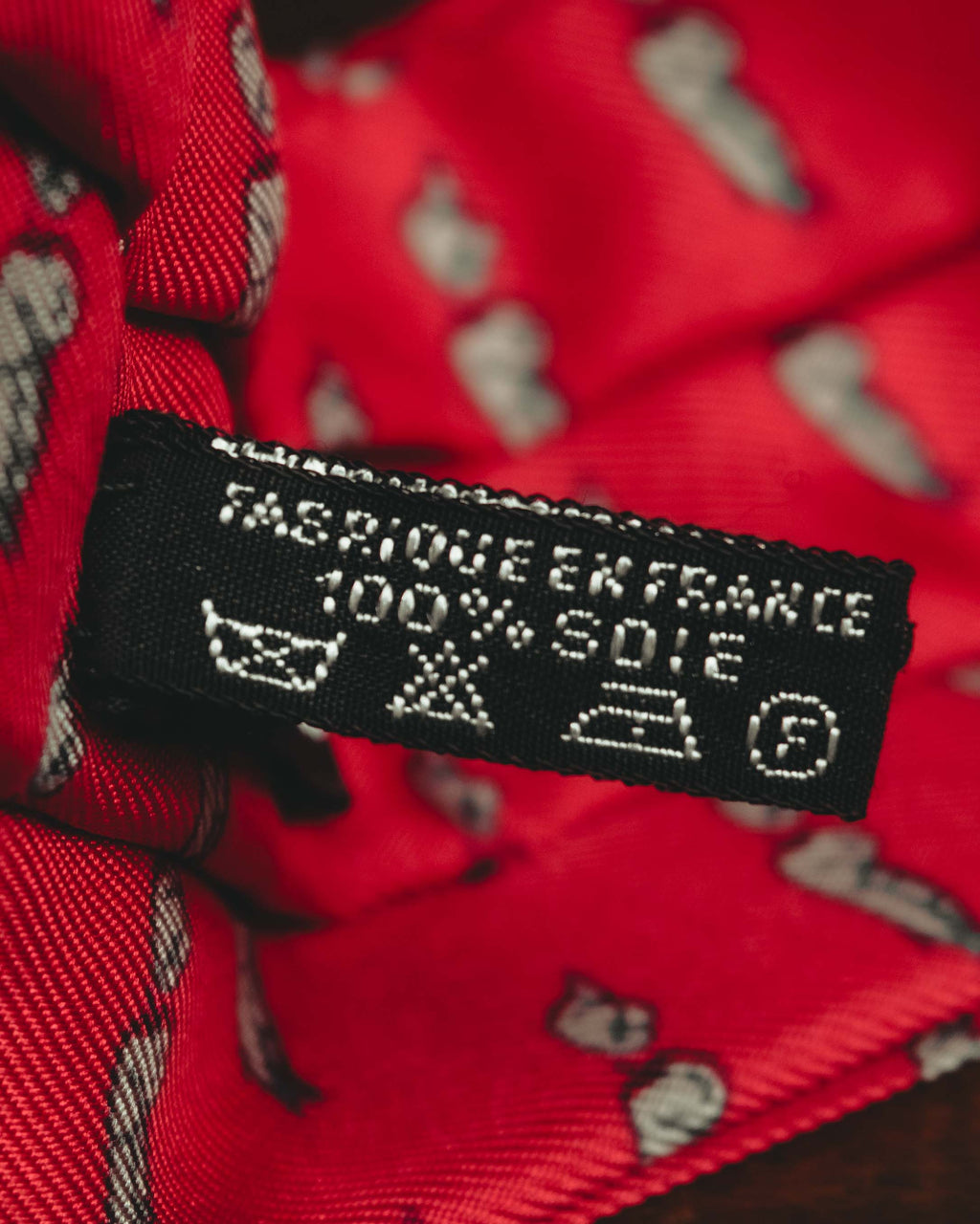 "Hermès" 80's-90's Patterned silk scarf tie