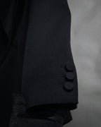 –SPECIAL– “VALENTINO” 2020’s Sculpted peak lapel jacket