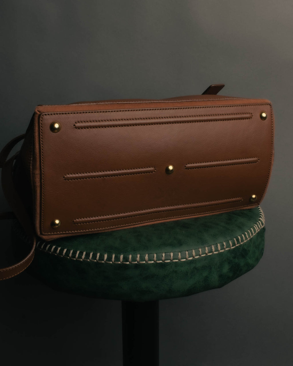 "Yves Saint Laurent" 00's-10's Structured leather shoulder bag