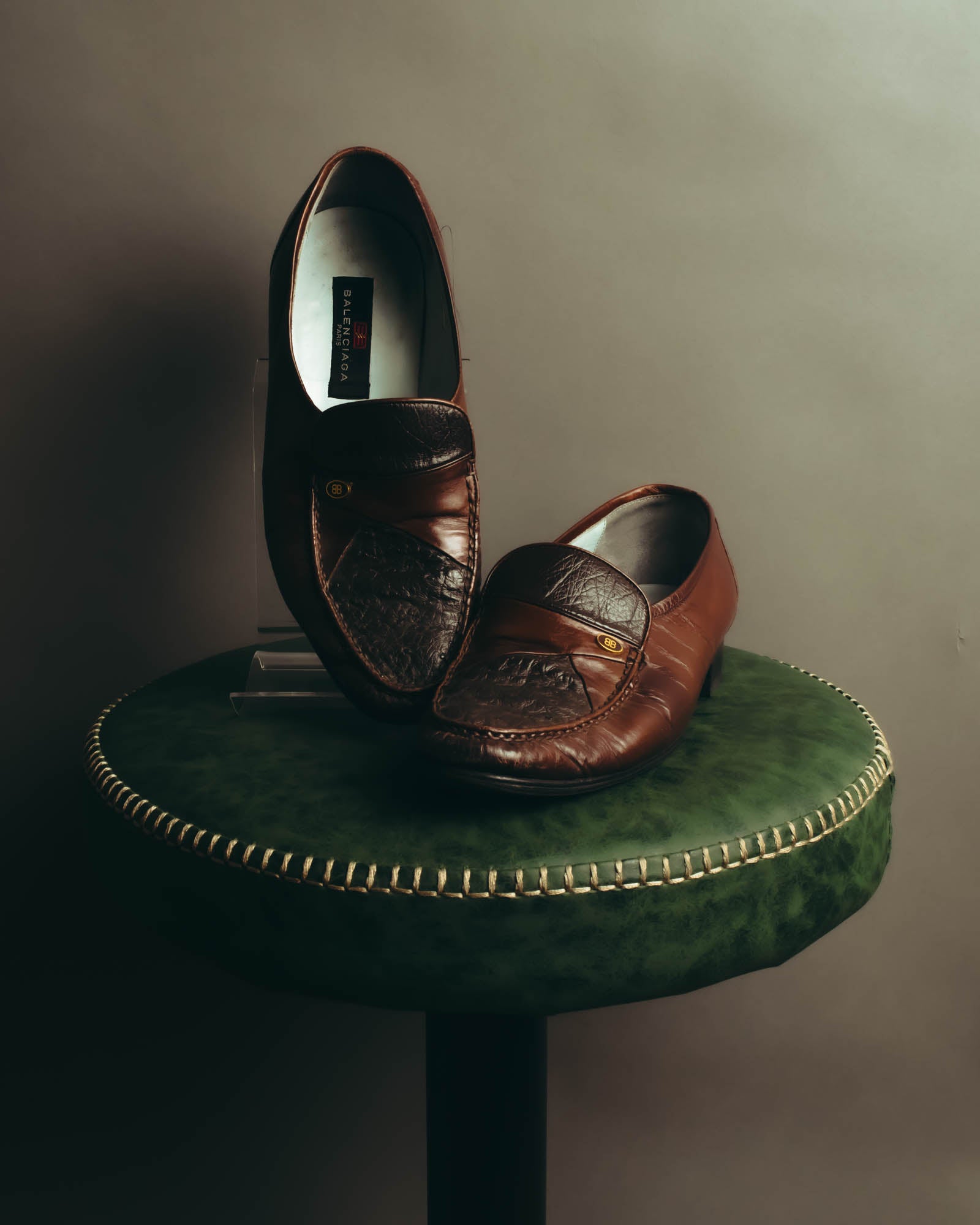 "BALENCIAGA" 80's-90's Classic leather loafers
