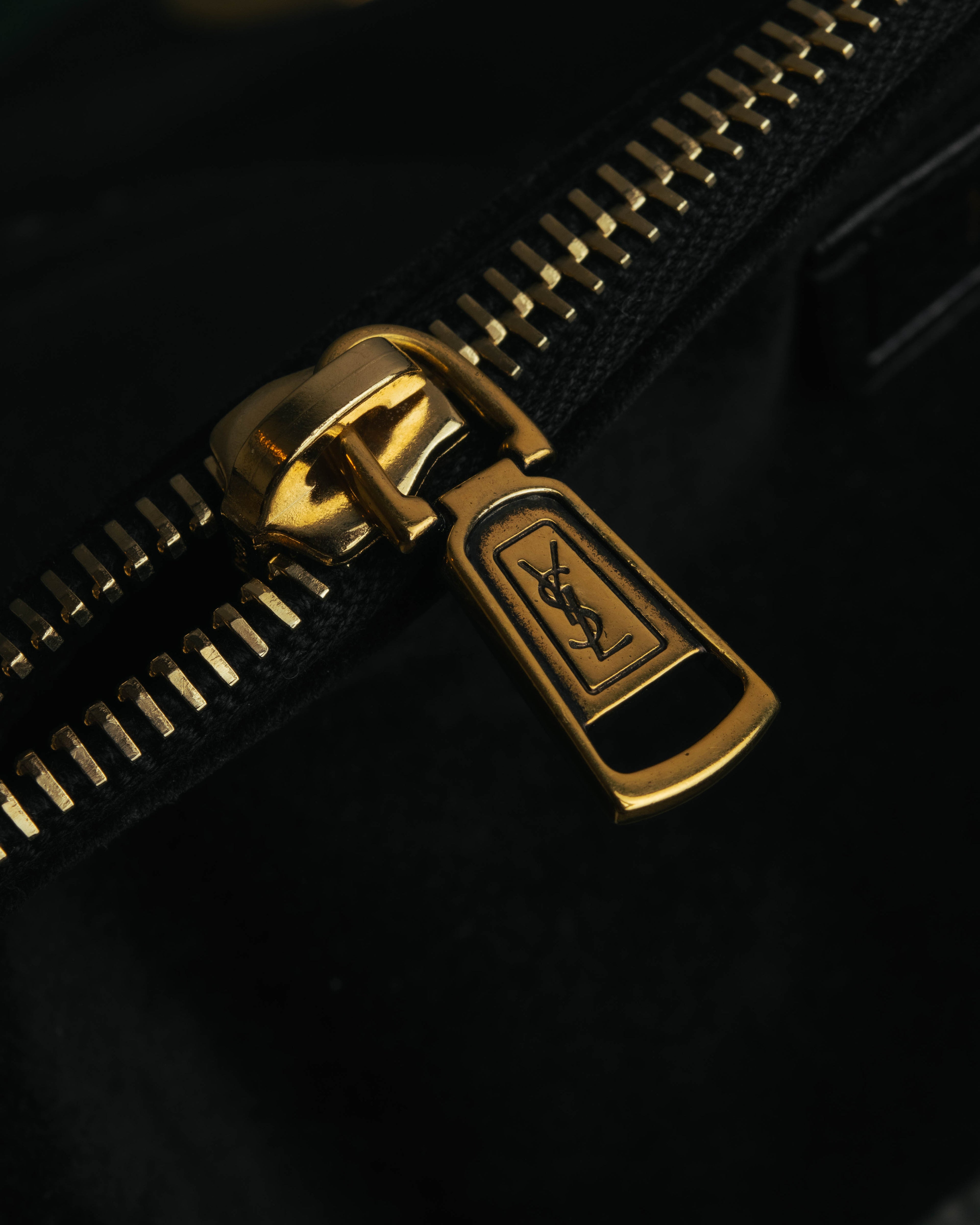 "Yves Saint Laurent" 00's-10's Shearling leather shoulder bag