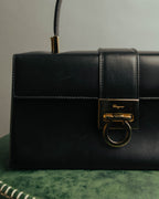 "Salvatore Ferragamo" 90's-00's Structured leather top handle handbag