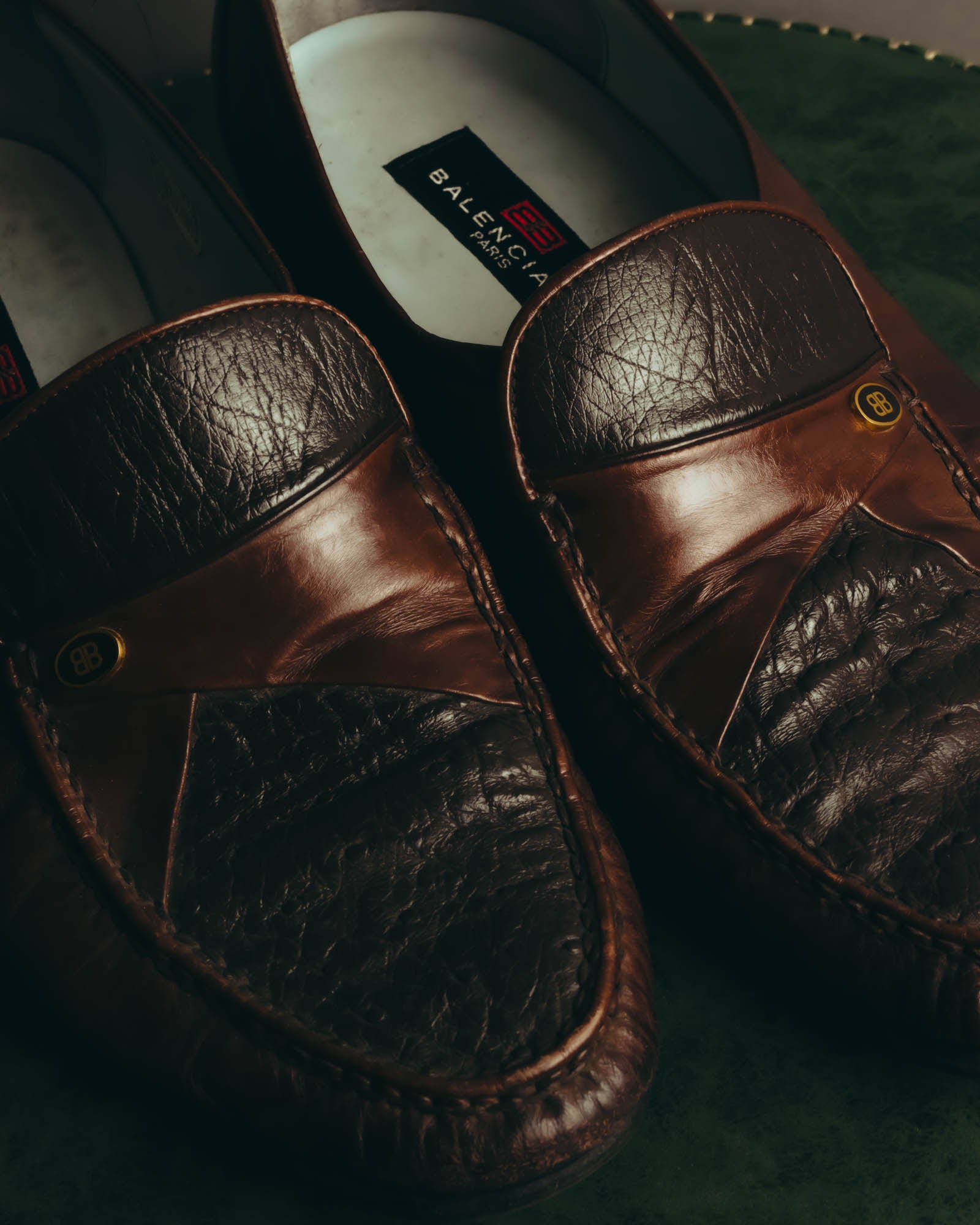 "BALENCIAGA" 80's-90's Classic leather loafers