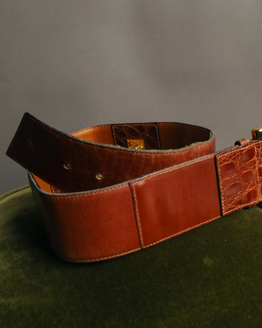 “CELINE“ 2019-22 Crocodile embossed statement belt