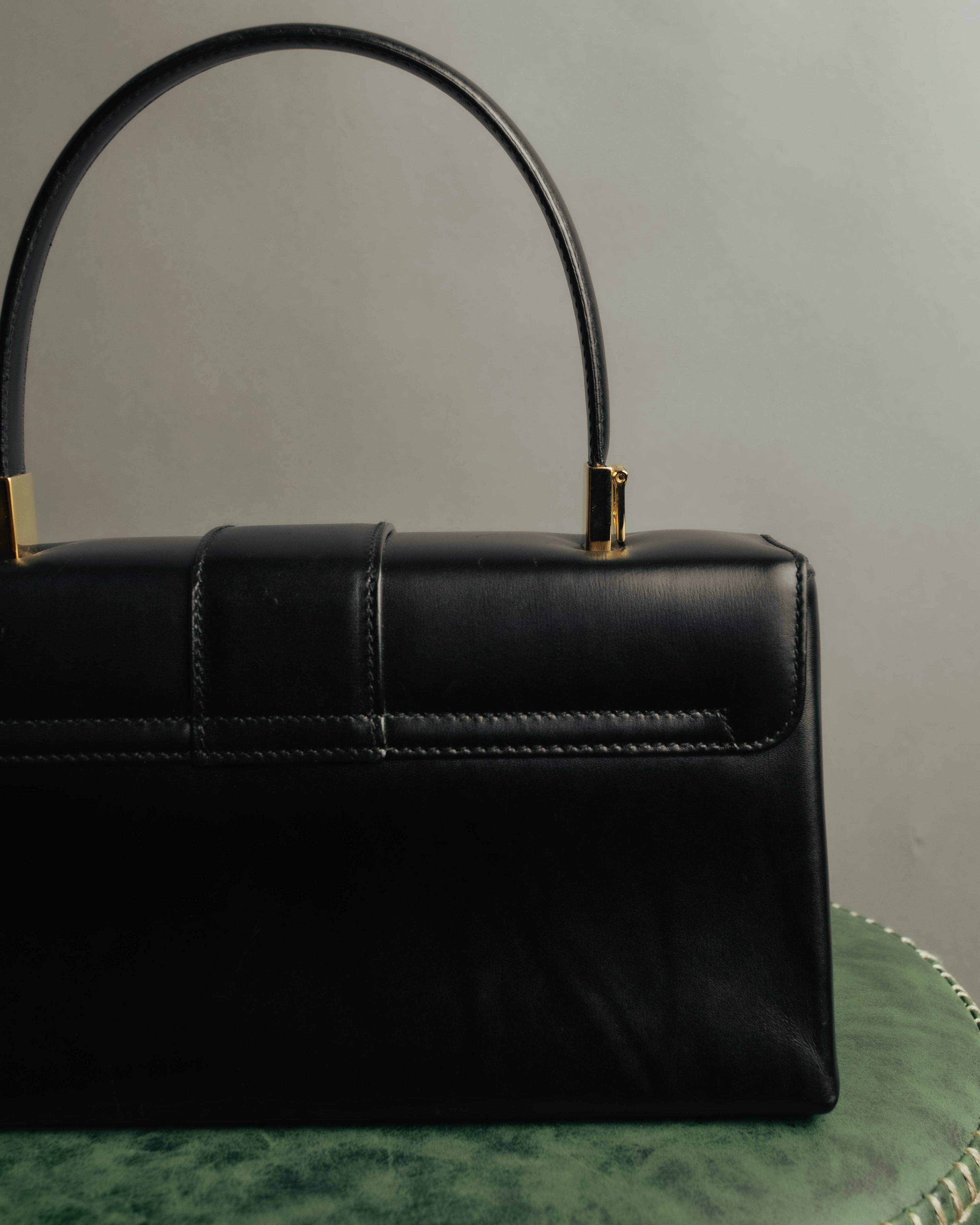 "Salvatore Ferragamo" 90's-00's Structured leather top handle handbag
