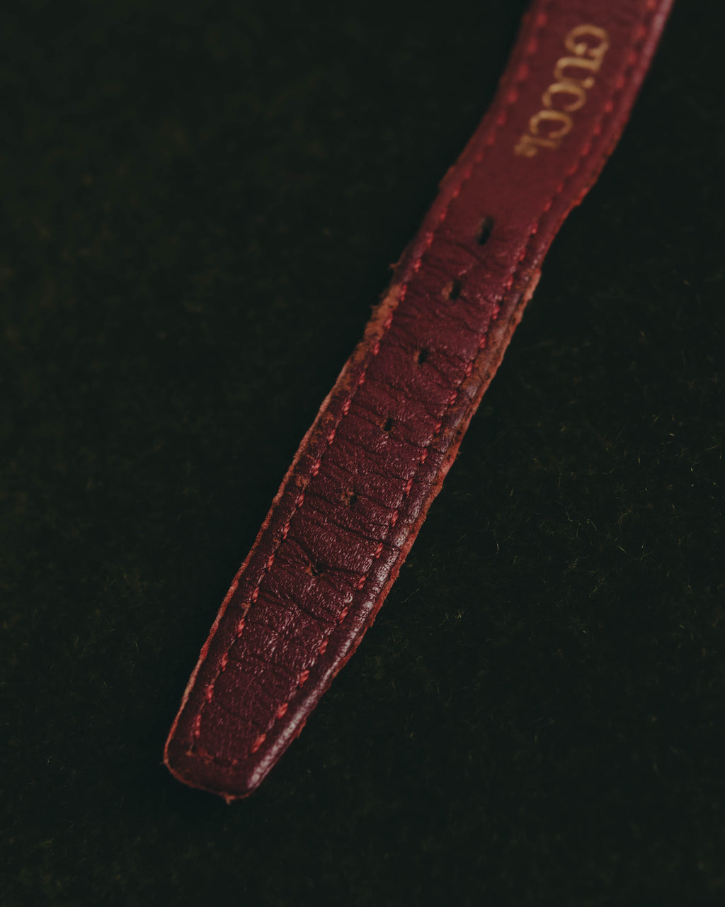 "GUCCI" 90's Elegant women's quartz wristwatch