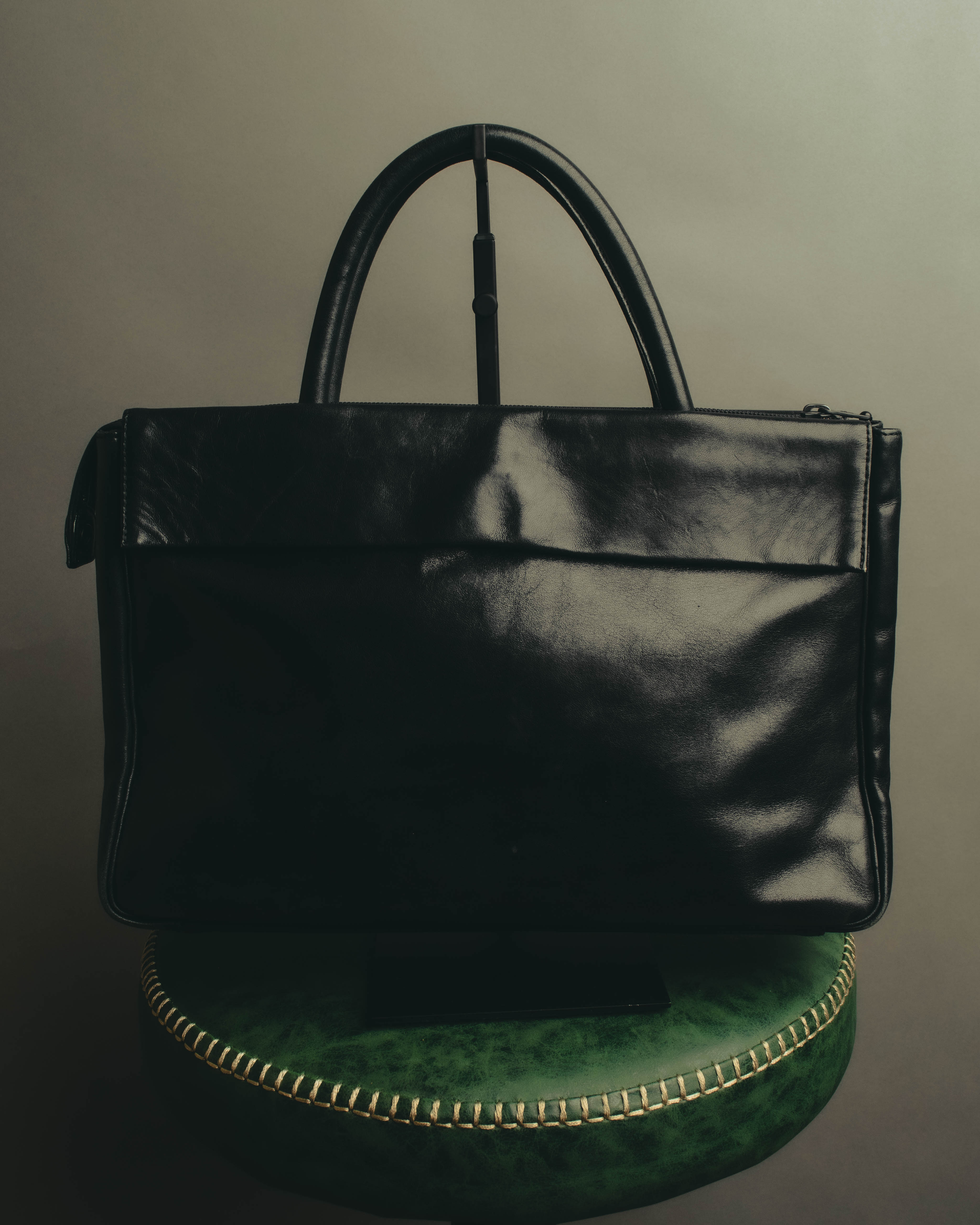"iM MIYAKE DESIGN STUDIO" 80's-90's Glossy pebbled top handle briefcase