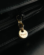 "Salvatore Ferragamo" 90's-00's Structured leather top handle handbag